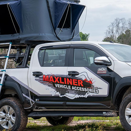 Accessories to decorate pickup trucks on the side of pickup trucks